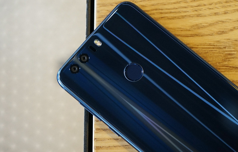 华为mate10和荣耀8哪个好对比